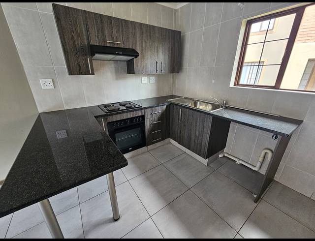 1 BEDROOM APARTMENT FOR SALE IN KENLEAF